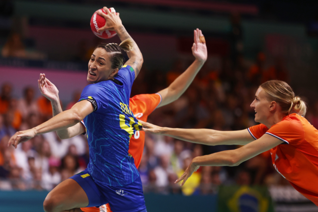 Jogos Olímpicos: Brasil para na eficiência da Holanda e perde no handebol feminino Jogos Olímpicos: Brasil para na eficiência da Holanda e perde no handebol feminino