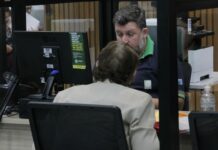 Para alterar dados na CNH é preciso agendar atendimento em agência do Detran