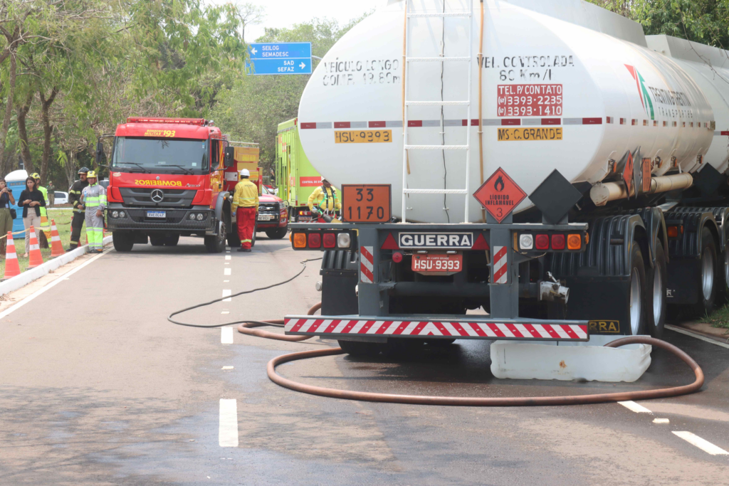 Veja como foi simulação de grande acidente com 4 veículos e múltiplas vítimas