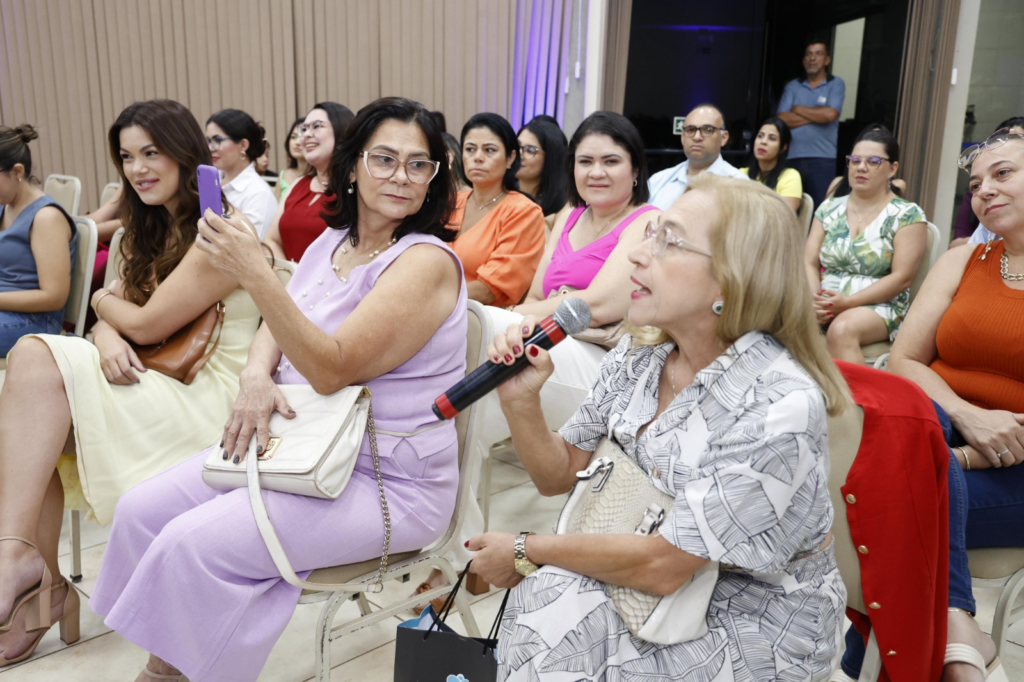 Talk-show do Sebrae/MS inspira empresárias dos segmentos de beleza, moda e bem-estar em Dourados Talk-show do Sebrae/MS inspira empresárias dos segmentos de beleza, moda e bem-estar em Dourados
