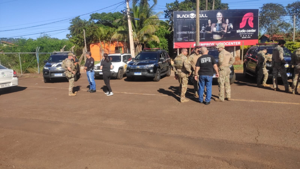 Operação prende três pessoas por irregularidades em alimentos