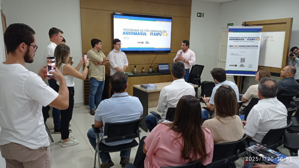 Assomasul e Prefeitura de Naviraí lançam o “Programa de Pós-Graduação Itaipu 4.0” Assomasul e Prefeitura de Naviraí lançam o “Programa de Pós-Graduação Itaipu 4.0”