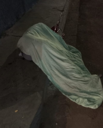 Jovem é morto a tiros na Vila Nhanhá; suspeitos fugiram após acidente durante a fuga Jovem é morto a tiros na Vila Nhanhá; suspeitos fugiram após acidente durante a fuga