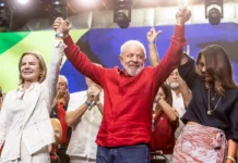 PT 45 anos: Lula pede defesa da Democracia em evento de aniversário
