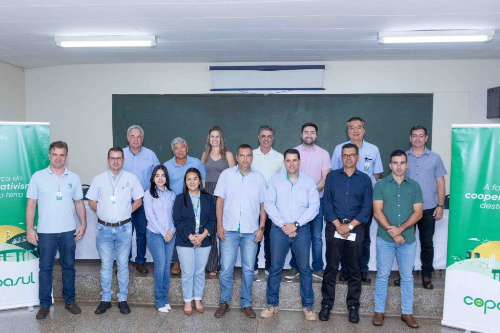 Gestão de Naviraí garante apoio à implantação de agroindústria que vai gerar 1.500 empregos Gestão de Naviraí garante apoio à implantação de agroindústria que vai gerar 1.500 empregos