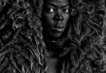 Exposição de Zanele Muholi celebra comunidade LGBTQIAPN+ em SP