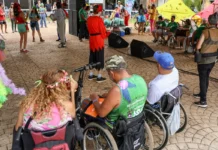 Bloco em Brasília critica capacitismo e reforça direitos das PCDs