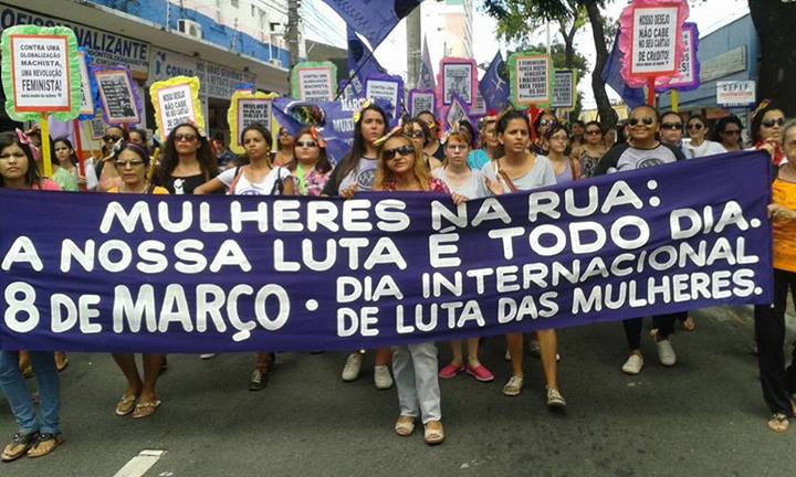 Mulheres organizam atos e batucada nos blocos de Carnaval para marcar o 8 M Mulheres organizam atos e batucada nos blocos de Carnaval para marcar o 8 M
