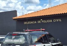 Esposa chega do trabalho e encontra o marido morto na cama do quarto