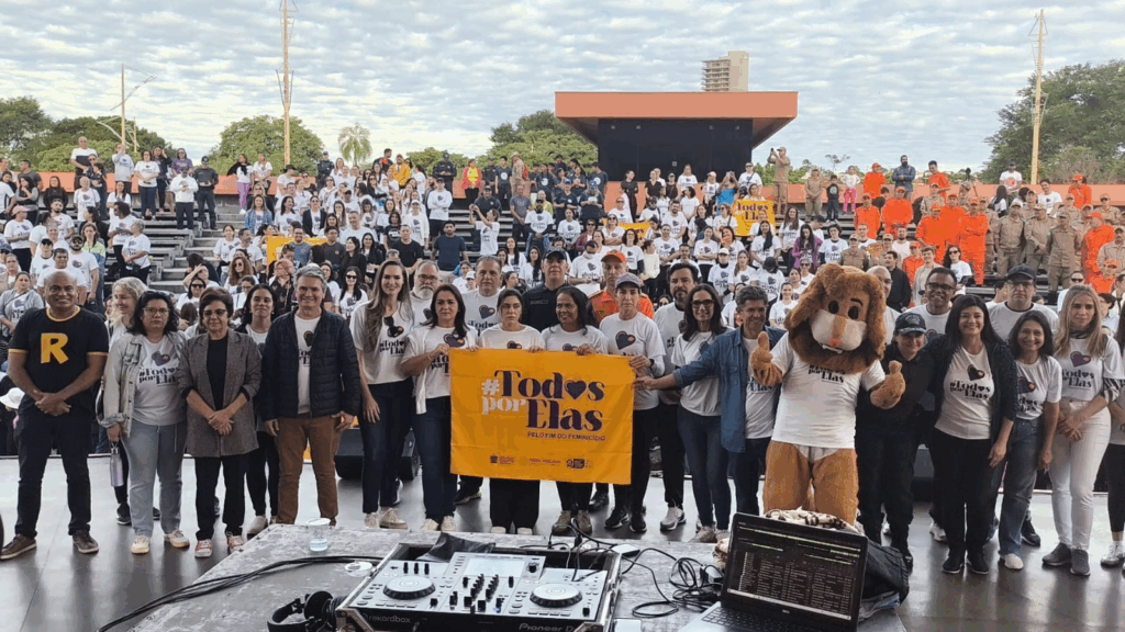 Caminhada “Todos por Elas” mobiliza Campo Grande no combate à violência contra a mulher Caminhada “Todos por Elas” mobiliza Campo Grande no combate à violência contra a mulher