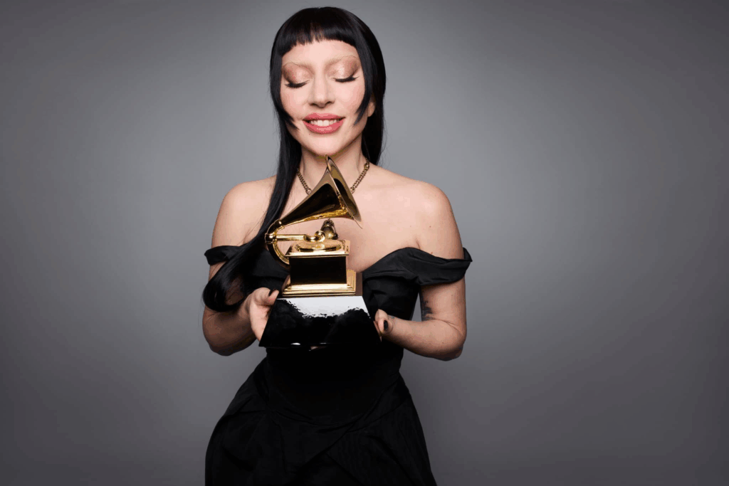 Lady Gaga: conheça a história e os hits da artista que levou mais de 1,6 milhão de pessoas ao RJ Lady Gaga: conheça a história e os hits da artista que levou mais de 1,6 milhão de pessoas ao RJ