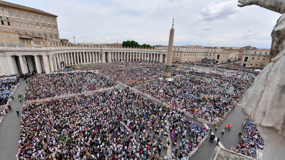 Papa Leão XIV clama por paz na Ucrânia e Gaza durante oração dominical no Vaticano Papa Leão XIV clama por paz na Ucrânia e Gaza durante oração dominical no Vaticano