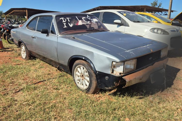 Detran abre leilão com 125 lotes; moto esportiva e Opala 1980 são destaques Detran abre leilão com 125 lotes; moto esportiva e Opala 1980 são destaques