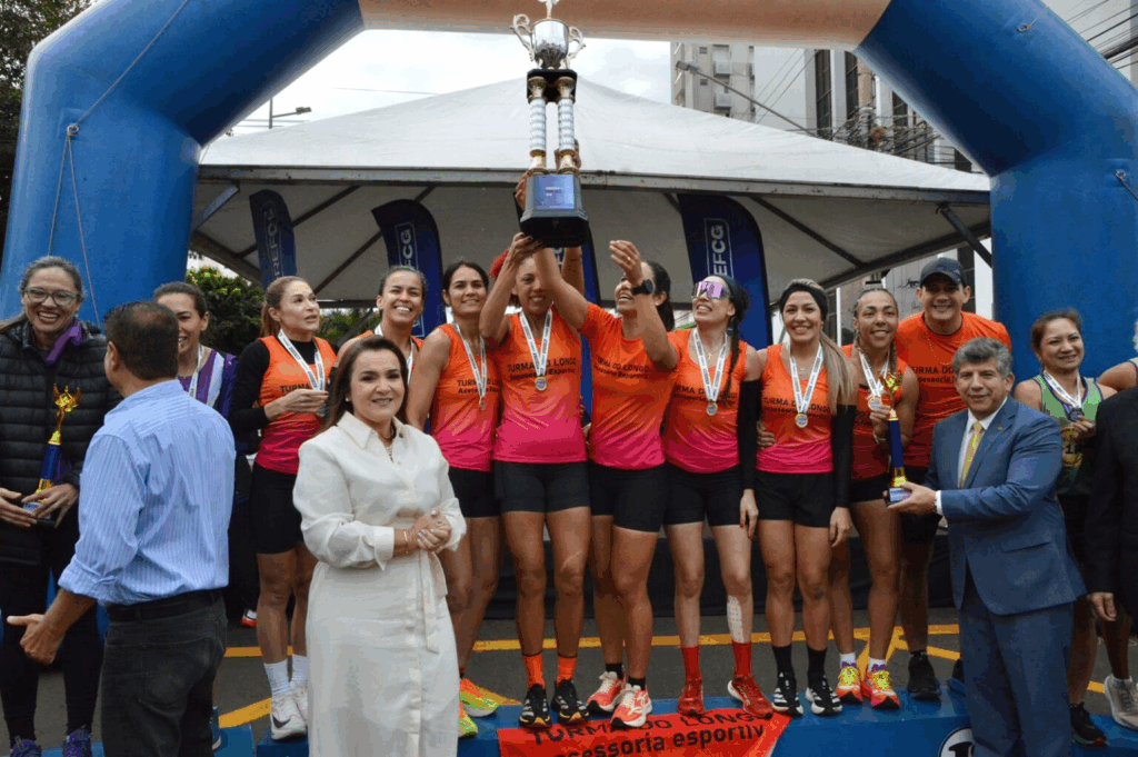 Turma do Longo e ADAC vencem a tradicional Corrida do Facho nos 126 anos da Capital Turma do Longo e ADAC vencem a tradicional Corrida do Facho nos 126 anos da Capital