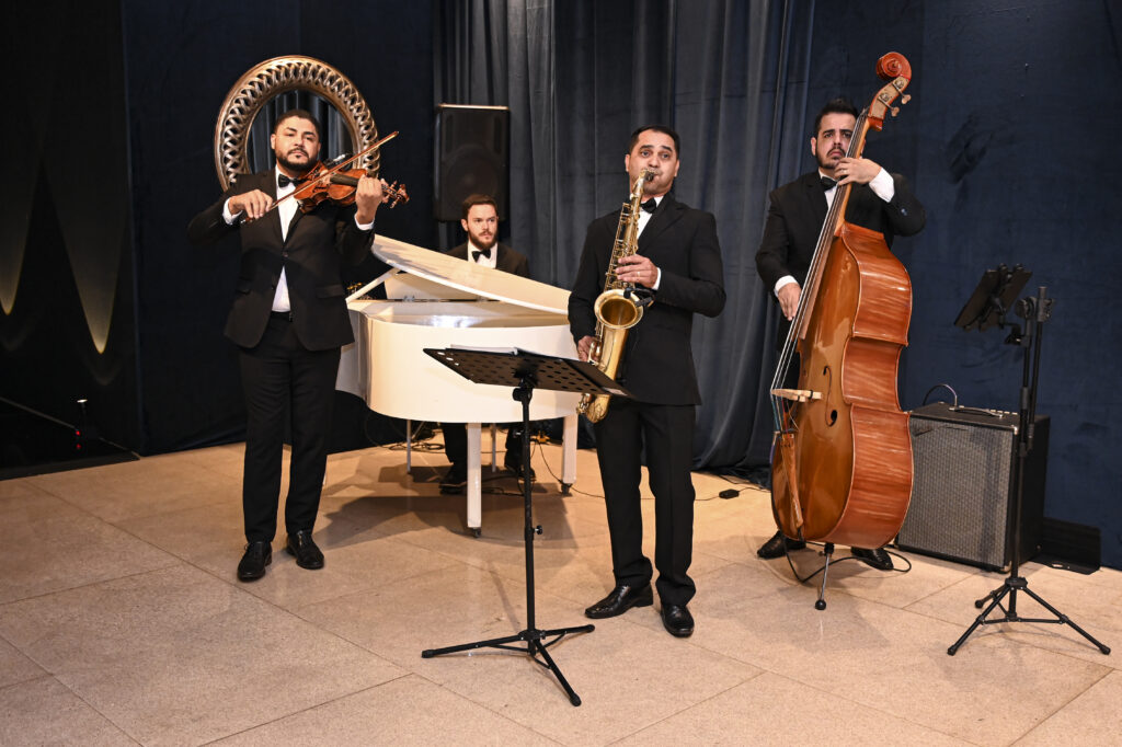 Baile da Espada 2025 promove noite memorável para celebrar os 190 anos da PMMS Baile da Espada 2025 promove noite memorável para celebrar os 190 anos da PMMS