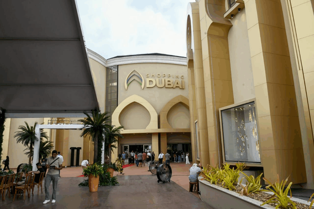Em inauguração do Shopping Dubai, Eduardo Riedel enaltece parceria com o Paraguai Em inauguração do Shopping Dubai, Eduardo Riedel enaltece parceria com o Paraguai
