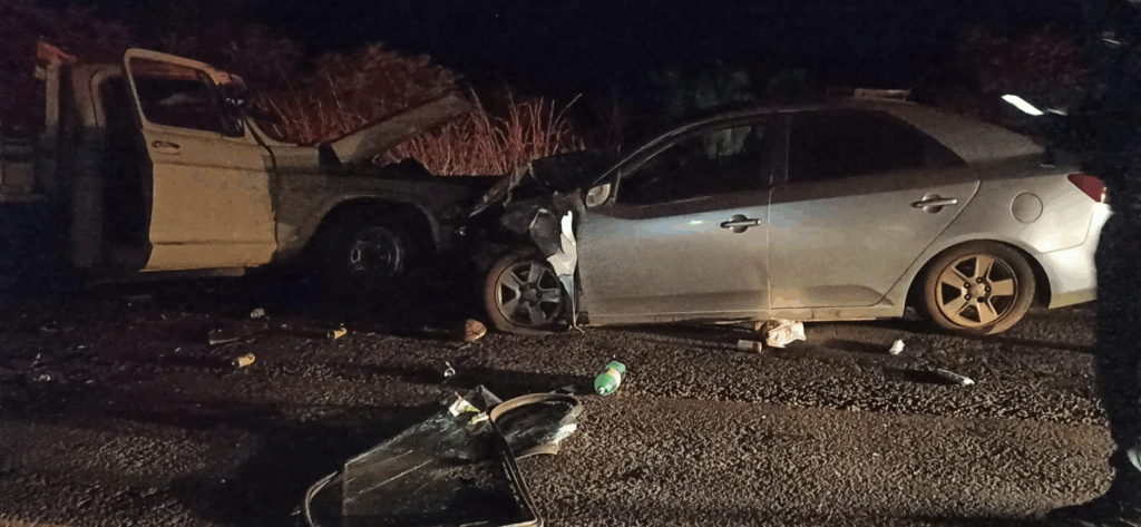 Colisão entre caminhonete e carro deixa quatro mortos e três feridos na MS-162