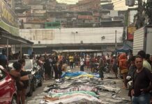 Moradores retiram cerca de 60 corpos em área de mata após operação no RJ