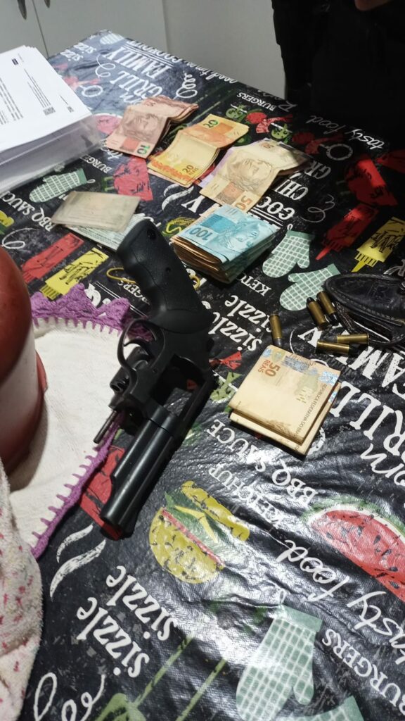 Forças policiais cumprem mandados contra organização que atuava no tráfico