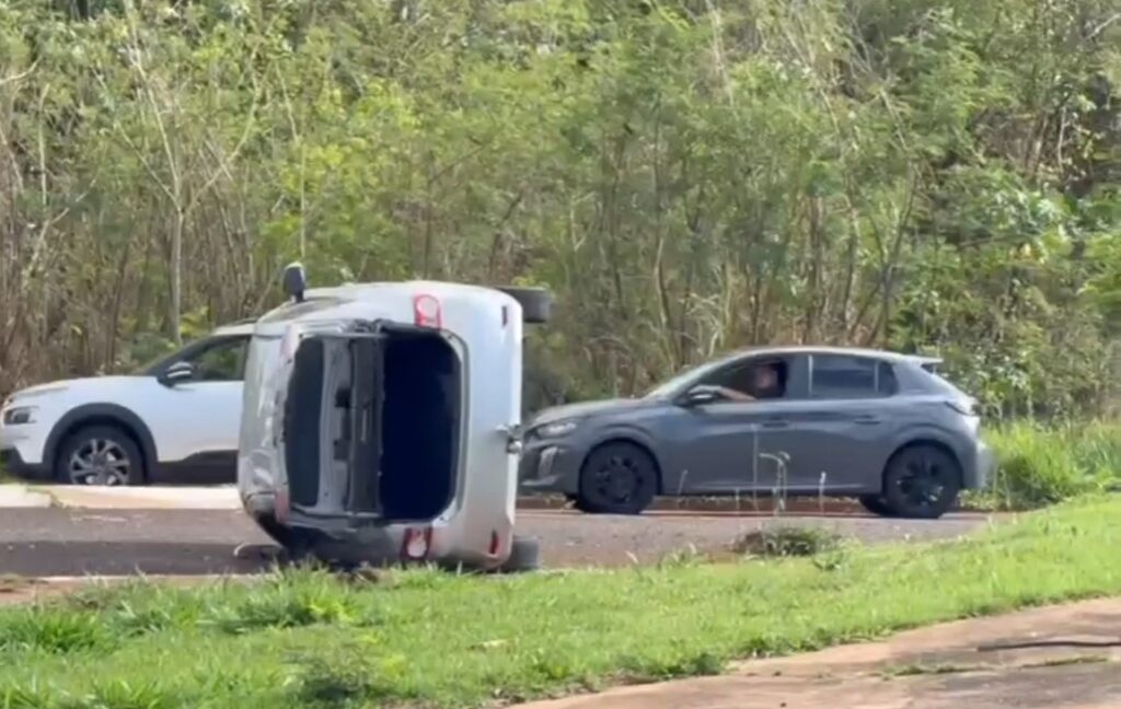 Campo Grande enfrenta epidemia de buracos e população questiona: cadê a solução, prefeita? Campo Grande enfrenta epidemia de buracos e população questiona: cadê a solução, prefeita?