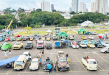 Carros antigos e música ao vivo marcam encontro solidário neste sábado