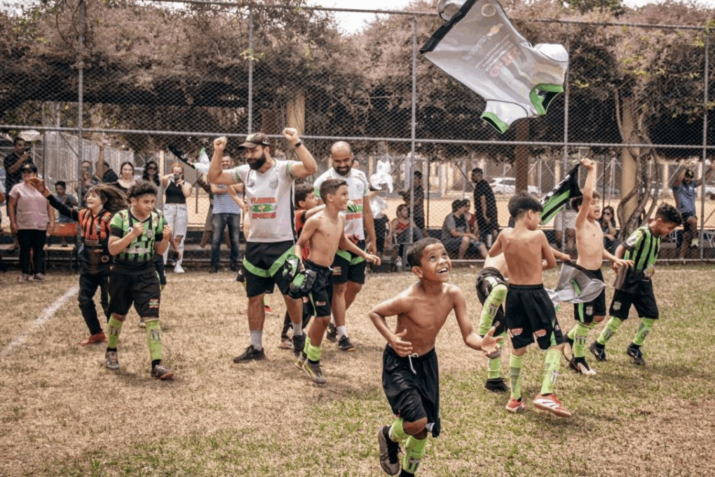 Fim de semana tem rodada decisiva da Série B e final do Festival Sub-9 em Campo Grande Fim de semana tem rodada decisiva da Série B e final do Festival Sub-9 em Campo Grande