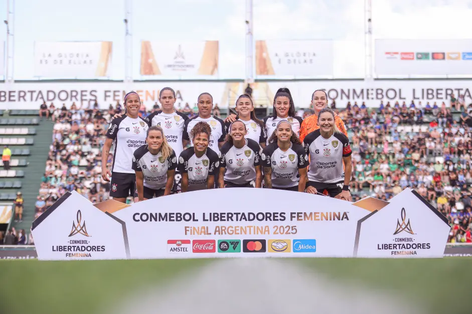 Corinthians é hexacampeão da Libertadores Feminina após vitória dramática nos pênaltis Corinthians é hexacampeão da Libertadores Feminina após vitória dramática nos pênaltis
