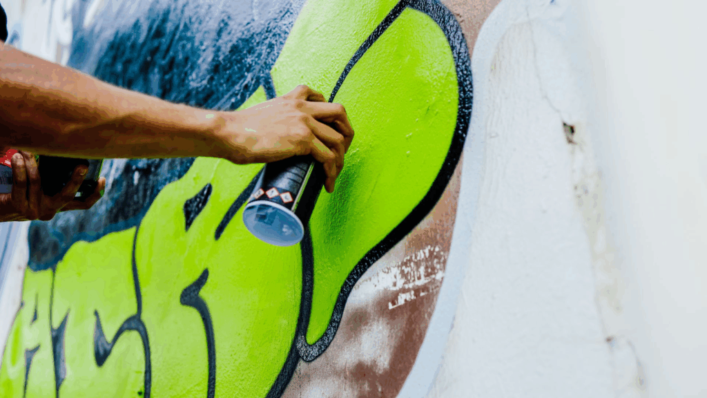 Festival de graffiti recolhe latas de spray em iniciativa ambiental na Nhanhá Festival de graffiti recolhe latas de spray em iniciativa ambiental na Nhanhá