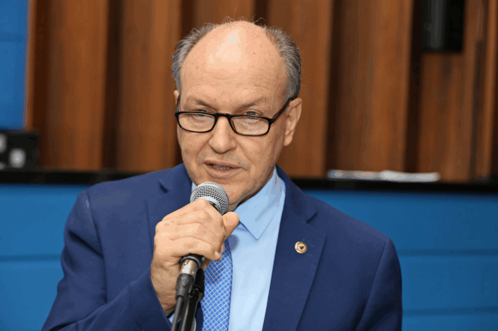 Lidio Lopes destaca emenda coletiva da ALEMS que fortalece o Hospital Alfredo Abrão Lidio Lopes destaca emenda coletiva da ALEMS que fortalece o Hospital Alfredo Abrão