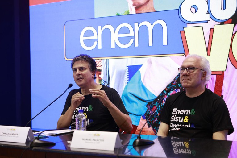 Enem 2025: 73% dos inscritos fazem prova e 27% faltam no primeiro dia