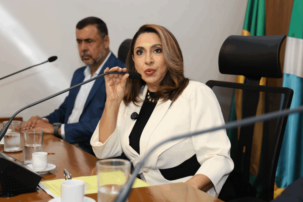 Inédita: ALEMS realiza posse dos membros da Frente em Apoio ao Varejo de Comércio e Serviços Inédita: ALEMS realiza posse dos membros da Frente em Apoio ao Varejo de Comércio e Serviços