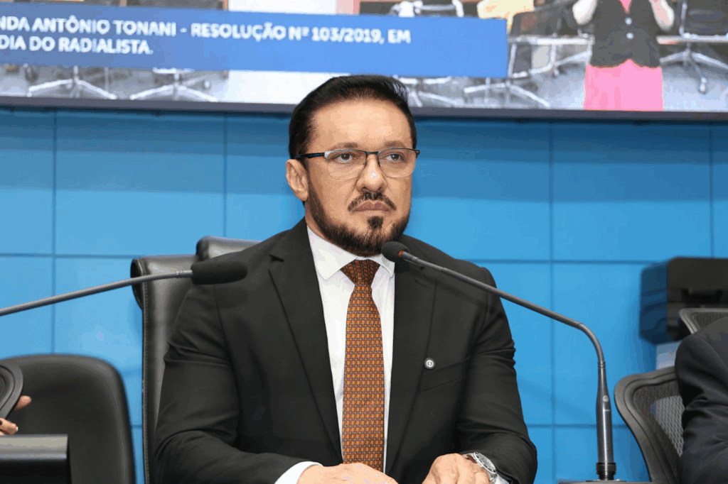 Dia do Radialista: Sessão homenageia profissionais que são companhias diárias em todas as horas