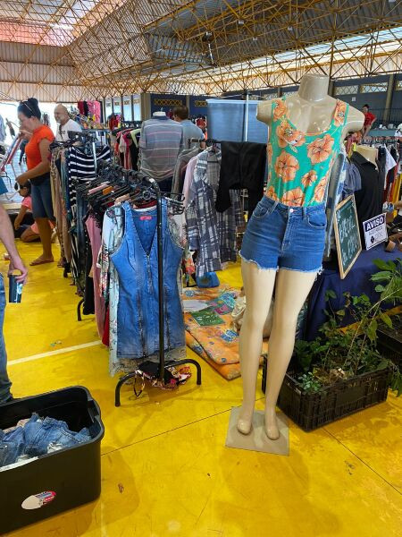 Desapega Campo Grande reúne 50 brechós com peças a partir de R$ 2 Desapega Campo Grande reúne 50 brechós com peças a partir de R$ 2