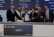 Relatório da Lei Orçamentária Anual é entregue à Mesa Diretora com 731 emendas dos vereadores