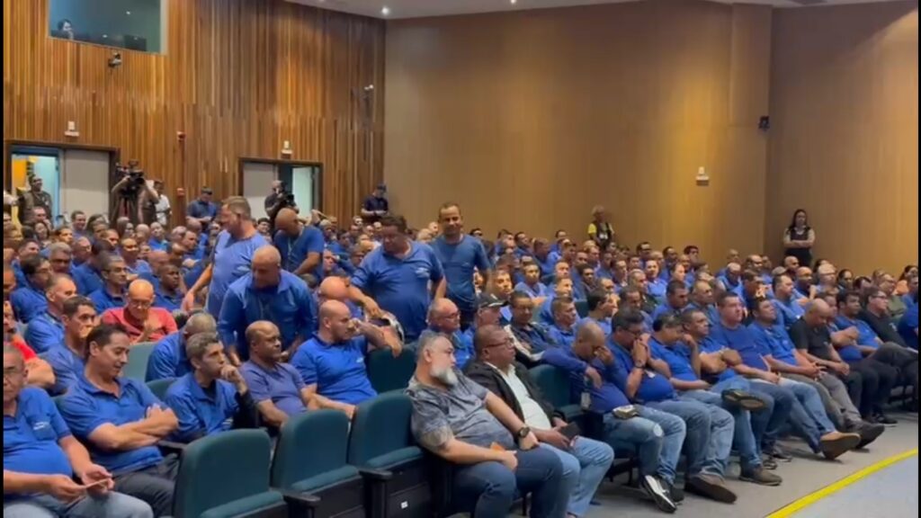 Justiça determina intervenção no transporte público e Prefeitura tem 30 dias para plano de ação Justiça determina intervenção no transporte público e Prefeitura tem 30 dias para plano de ação