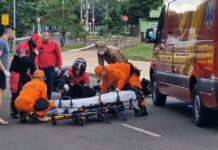 Tentativa de ultrapassagem termina com motociclista em estado grave no Lago do Amor
