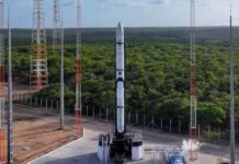 Lançamento do 1º foguete comercial do Brasil é adiado para sexta-feira