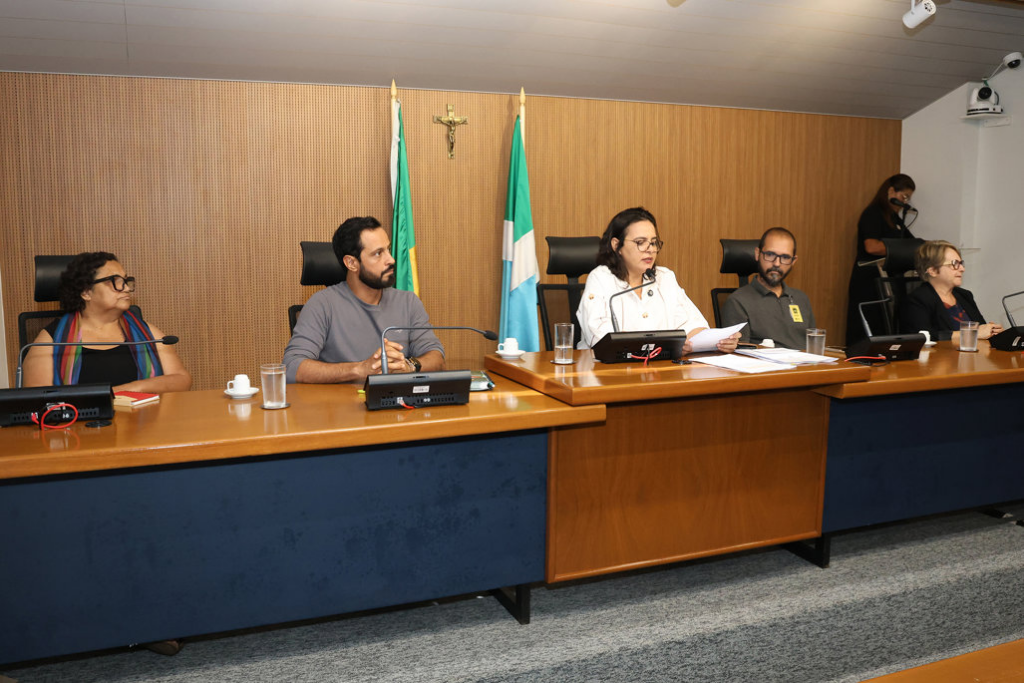 Seminário: Violência e censura atingem nove em cada dez professores, mostra pesquisa Seminário: Violência e censura atingem nove em cada dez professores, mostra pesquisa