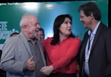 Em voo ao Panamá, Lula articula palanques e avalia candidaturas de Tebet e Haddad