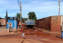 Rua Divisão é interditada para obra de drenagem em Campo Grande