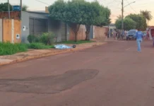 Polícia busca pela identificação de homem executado com três tiros em rua de Dourados