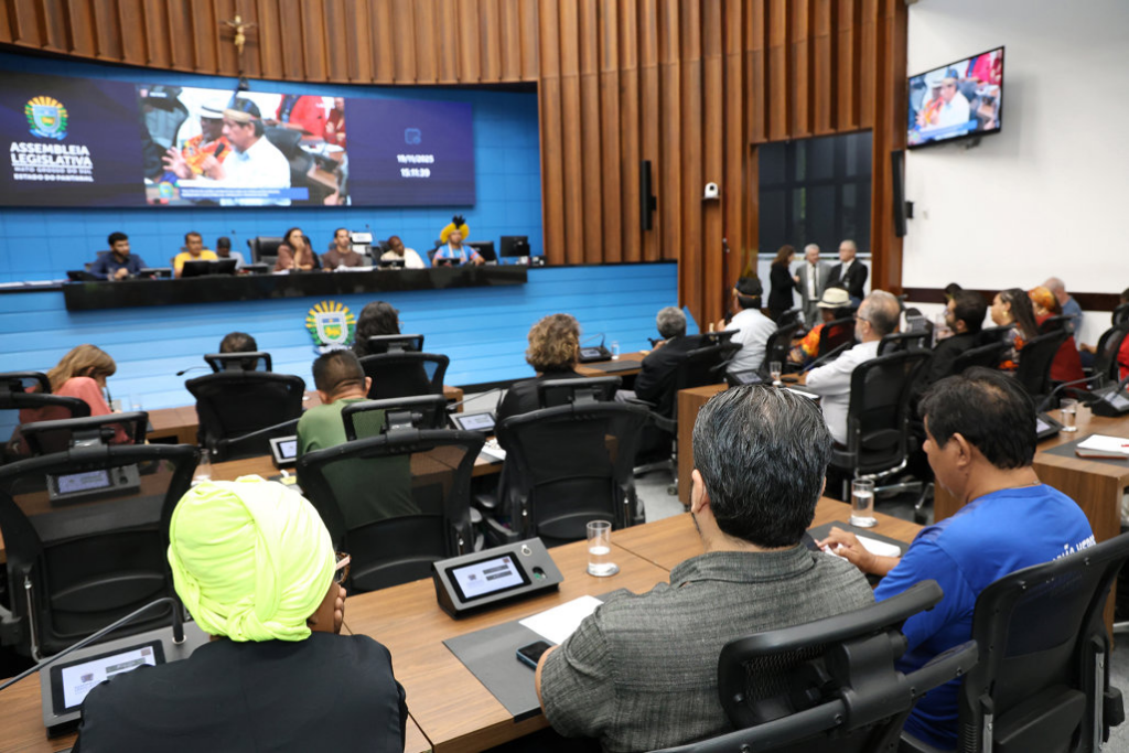 ALEMS impulsiona debates e políticas na área da educação