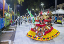 Confira como foi a 1ª noite de desfiles das Escolas de Samba de Corumbá