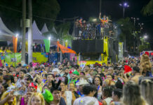 Bloco Cibalena arrasta multidão e reafirma tradição no Carnaval de Corumbá