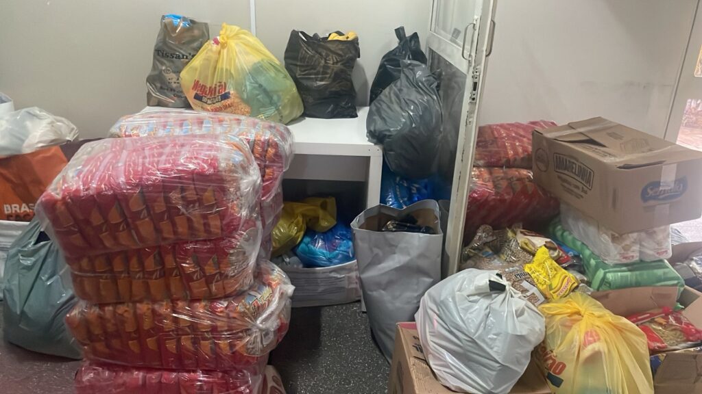 "Não vai faltar empenho para resolver o problema da chuva em Corumbá", afirma o prefeito Dr. Gabriel "Não vai faltar empenho para resolver o problema da chuva em Corumbá", afirma o prefeito Dr. Gabriel