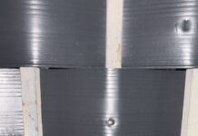 Casa é atingida por tiros após veículo parar em frente a residência no Zé Pereira