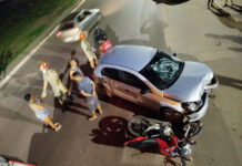 Criança de 2 anos fica ferida após colisão entre moto e carro em Ladário