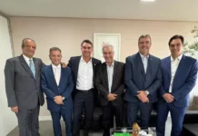 Flávio Bolsonaro encontra duo Azambuja/Riedel e garante união no PL em MS