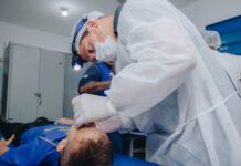 Prefeitura leva atendimento odontológico a escolas públicas no Dia B da Saúde Bucal