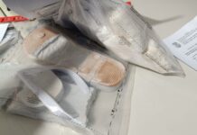 Mãe é presa ao tentar entregar drogas ao filho na Penitenciária de Dourados